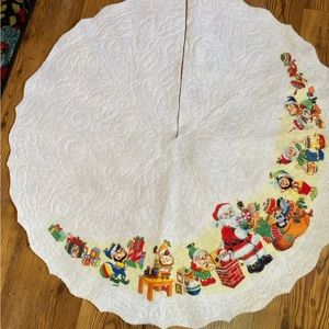 Vintage RENNOC Tree Skirt Christmas Felt Santa Claus Toy Factory Elves 35" White